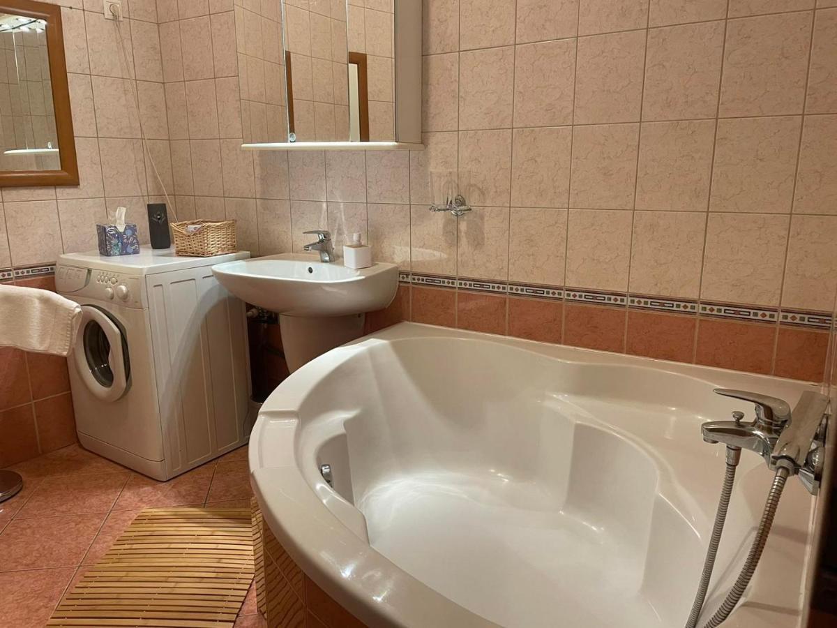 Kis-Celli Apartman Budapest Exteriör bild