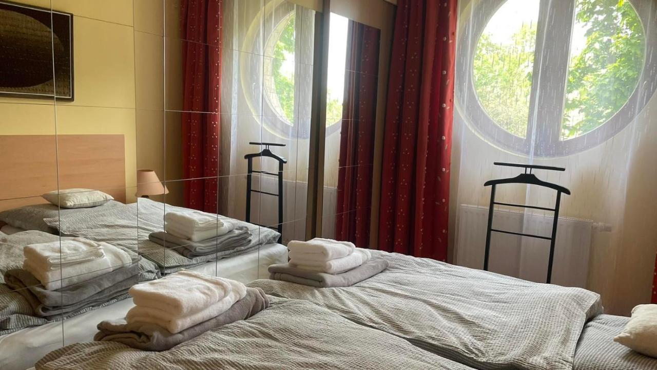 Kis-Celli Apartman Budapest Exteriör bild